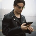 دانلود آهنگ همیشه خیلی تلخه آخرش یه چیزایی میبینم که سخته