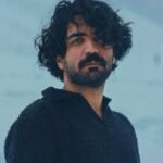 آهنگ آشنای من من غریبم بی تو با خیابان ها من رفیقم بی تو عرفان طهماسبی آهنگ آشنای من من غریبم بی تو با خیابان ها من رفیقم بی تو عرفان طهماسبی