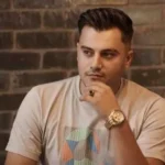 آهنگ چشام دیه تار میبینه دنیا رو سرم خرابه رامین کرمی