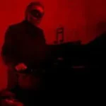 آهنگ اهورایی ترین شعر حماسی به وقت هر نبرد نابرابر آرش کسری