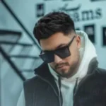 آهنگ یه دنیا غم رو قلبمه آرومش کن پویار