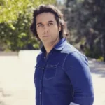 آهنگ از همون اول راه توی دوراهی بودیم علیرضا قرایی منش