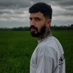 آهنگ تو دلت تنگ برا من نشد انگار تو استوریات حالا هی بهم بنداز